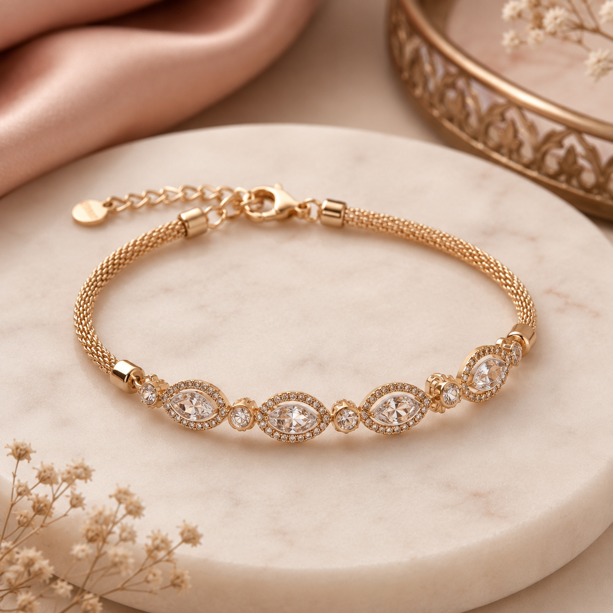 BRACELATE